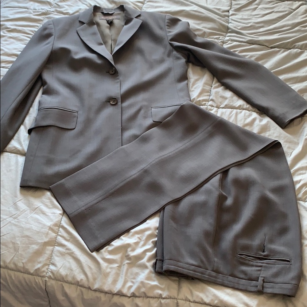 Banana Republic suit